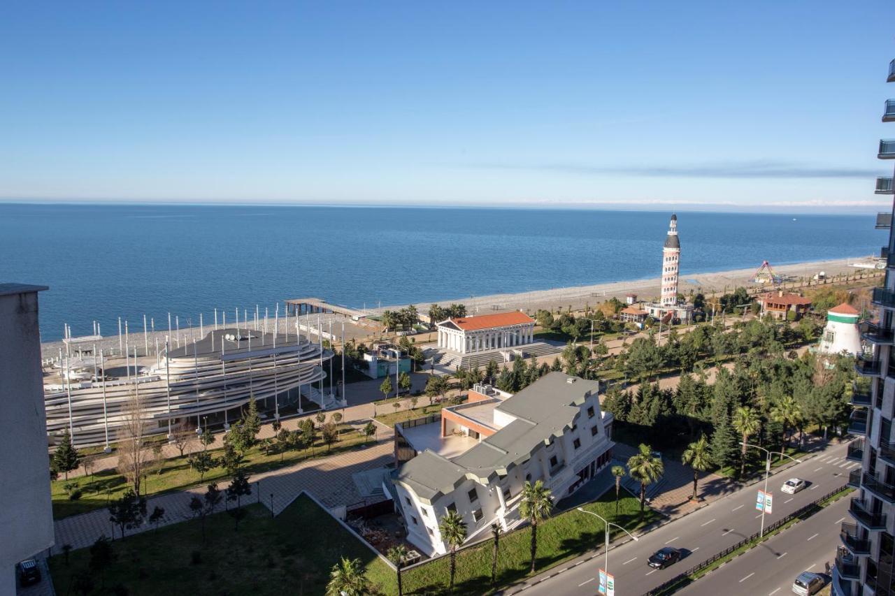 Sea Towers Апартаменты Батуми
