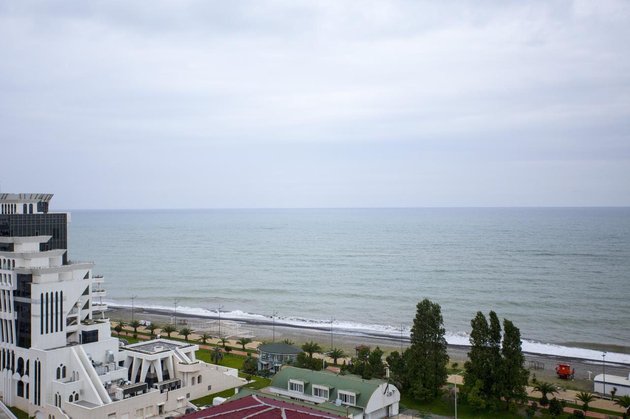 纳塔利亚海塔楼公寓 公寓 *