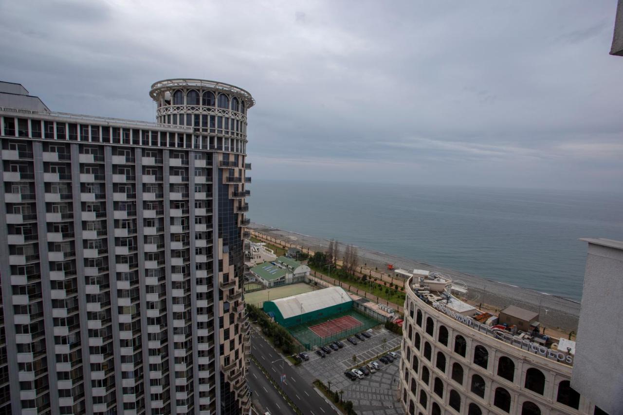 纳塔利亚海塔楼公寓 *